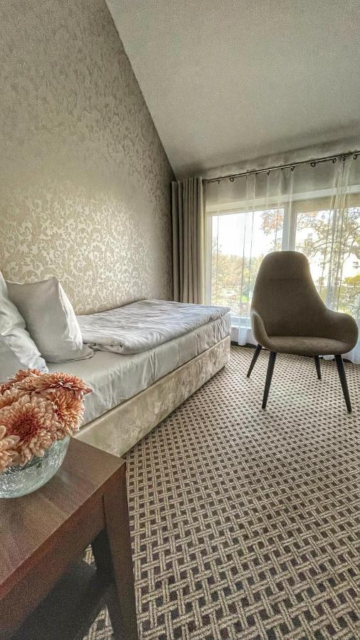 Hotel Silvia Gold Gliwice Esterno foto