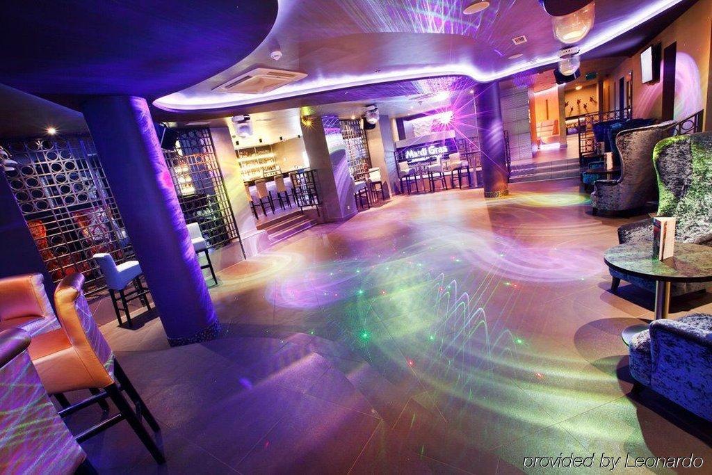 Hotel Silvia Gold Gliwice Esterno foto