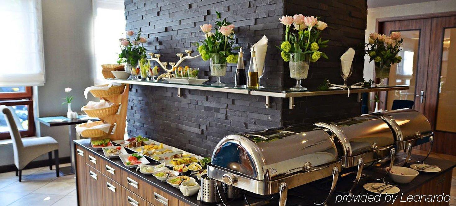Hotel Silvia Gold Gliwice Esterno foto
