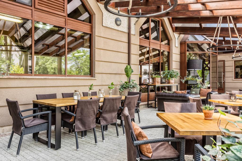 Hotel Silvia Gold Gliwice Esterno foto